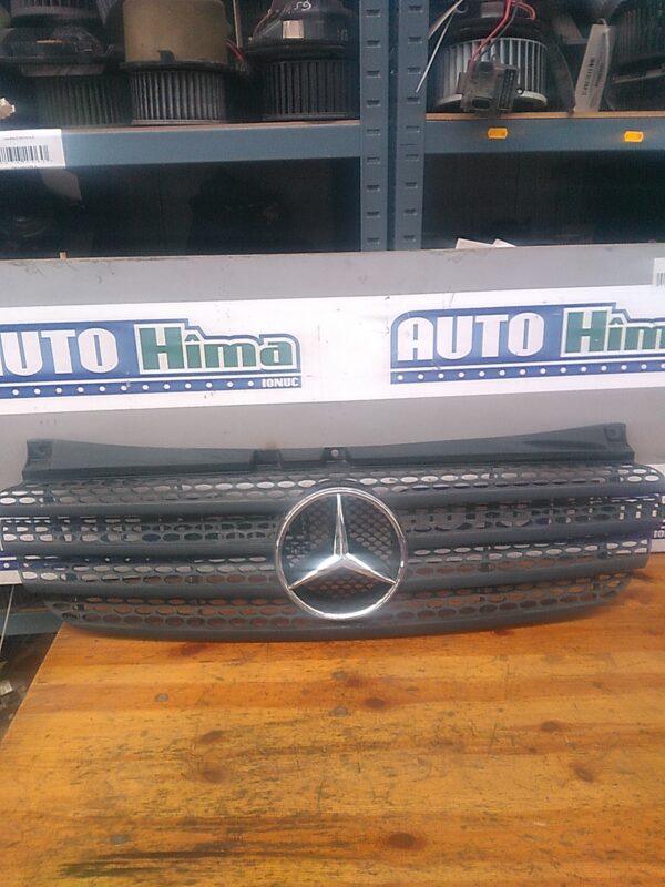Grila centrala MERCEDES Vito/Viano W639 2003-prezent