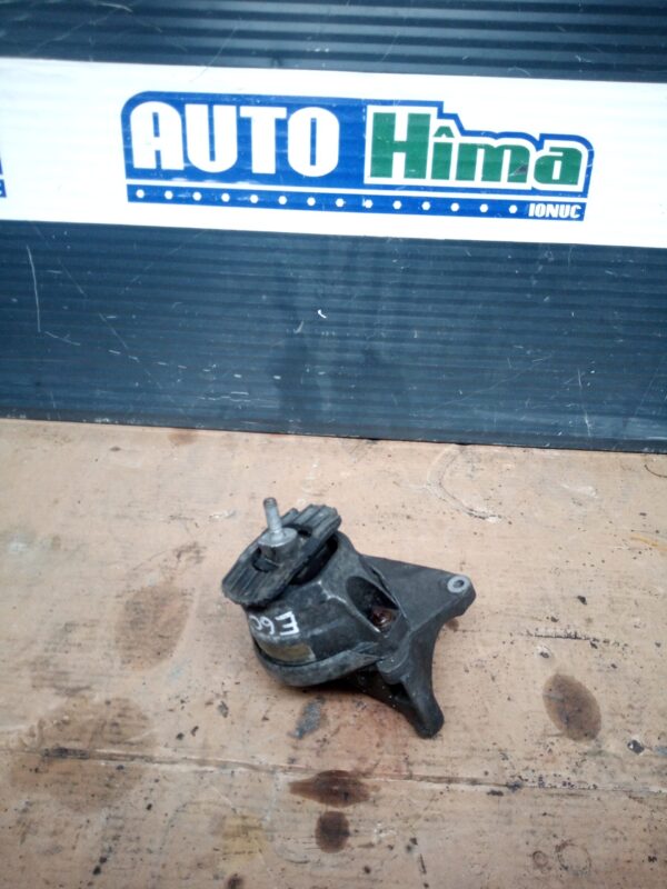 Suport motor stanga hidrolagar BMW Seria 5 E60 2004-2010 2.5TD