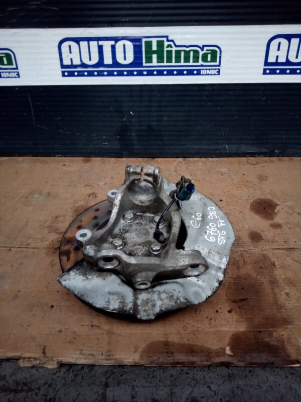 Fuzeta fata stanga echipată BMW Seria 5 E60 2004-2010 2.5TD