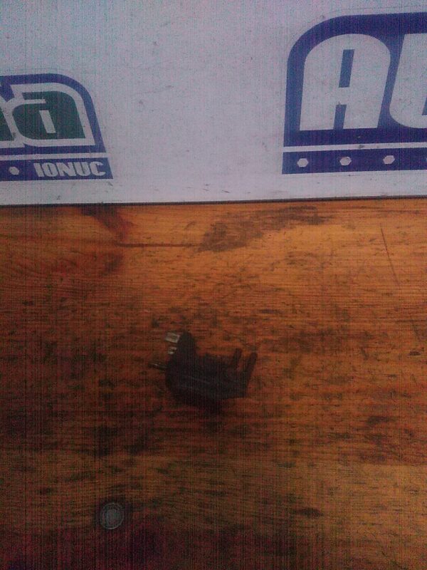 Supapa vacuum MITSUBISHI Pajero III V7_W V6_W 2000-2007