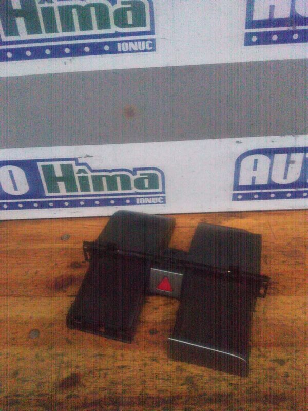 Sertare bord cu buton avarii VOLKSWAGEN PASSAT B6 2005-2011