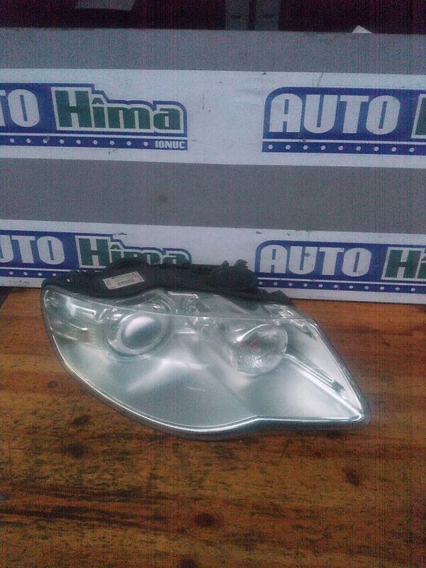 Far dreapta cu xenon VOLKSWAGEN Touareg 7L 2002-2010