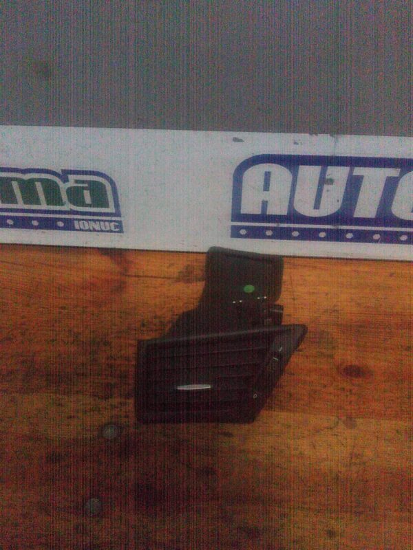 Grila aer bord stanga BMW X1 E84 2009-2015