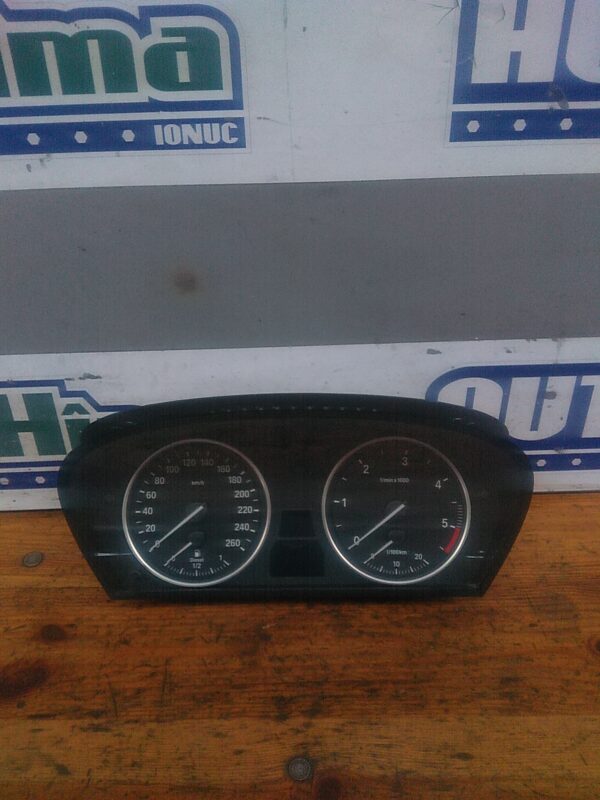 Ceas bord BMW Seria V E60 2004-2010 2.5 D