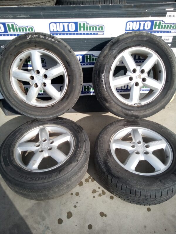 Janta aliaj HYUNDAI SantaFe MK2 (CM) 2005-2012 235/65R17 ,7JX17 DOT 41,5×115, interior 65MM 52910-2B170 Anvelope uzate