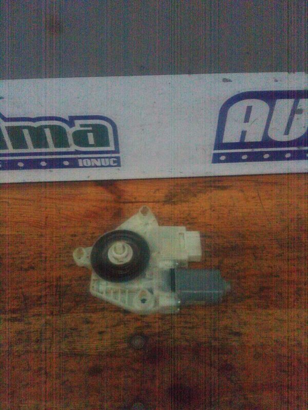 Motoras macara dreapta spate VOLKSWAGEN Golf 7 2012-2020 COD OEM 5Q4959812F