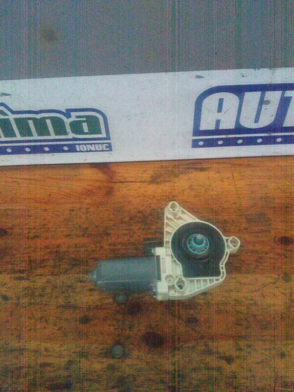 Motoras macara stanga fata VOLKSWAGEN Golf 7 2012-2020 COD OEM 5Q4959801B
