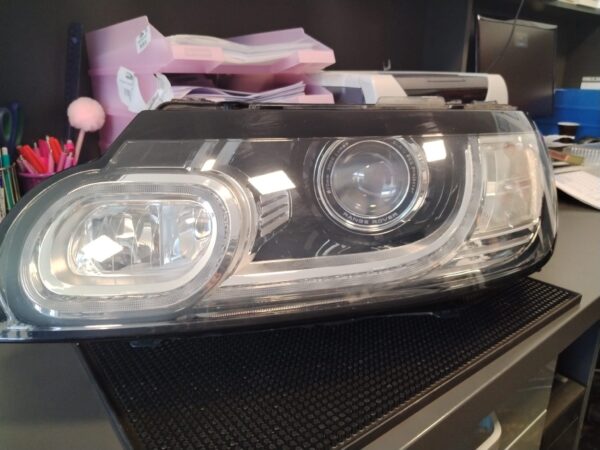 Far stanga Bi-Xenon LED complet Land Rover Range Rover Sport L494 II 2013-prezent COD OEM  HK62-13W030-GA