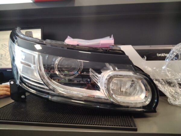 Far dreapta Bi-Xenon LED complet Land Rover Range Rover Sport L494 II 2013-prezent COD OEM  HK62-13W029-GA
