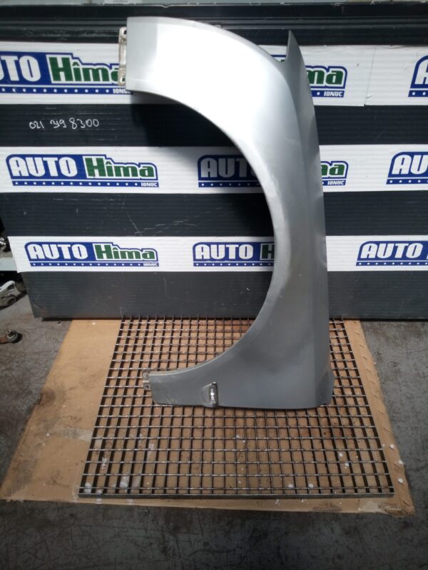 Aripa fata stanga argintie aluminiu Audi A8 4E 2002-2009