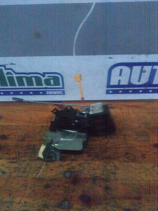 Broasca usa stanga fata BMW Seria 5 E39 1995-2003 406.207