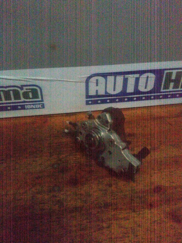 Pompa inalte Mercedes-Benz Sprinter II A6460700401 0445010143 2.2 CDI