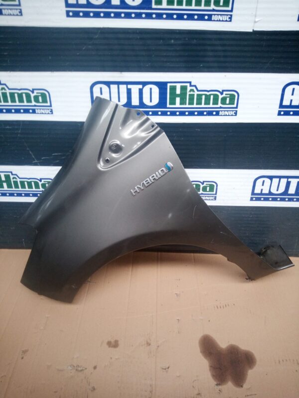 Aripa fata stanga Toyota Yaris P13 2010-2020 (Gri închis)