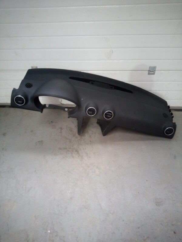 Plansa bord neagra volan stanga Audi A3 8P 2003-2012 8P0880802  8P1857041A