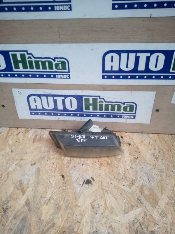 Proiector ceata dreapta 0305084002  BMW Seria 1 E81  2006-2012