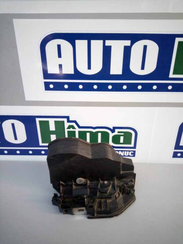 Broasca usa stanga fata  7154627 BMW Seria 5 E60  2004-2010