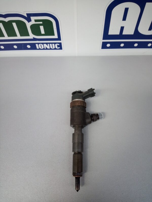 Injector  9641496180 / 0445110075  1.4 TDCI  Ford Fiesta MK5  2001-2008