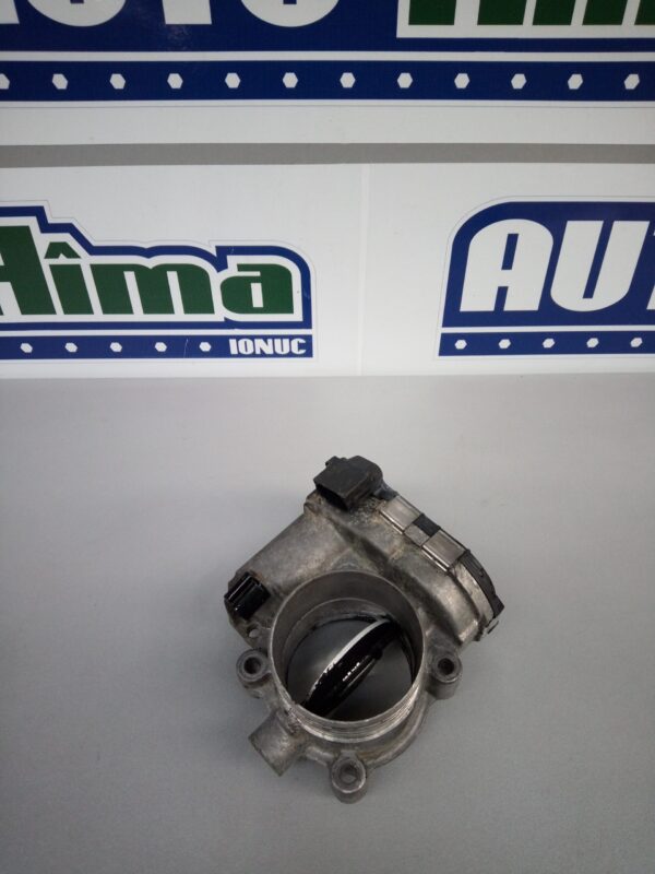 Clapeta acceleratie  8692720 / 0281002701  2.4 D Volvo S80 MK2  (124)  2006-2016 2.4 D