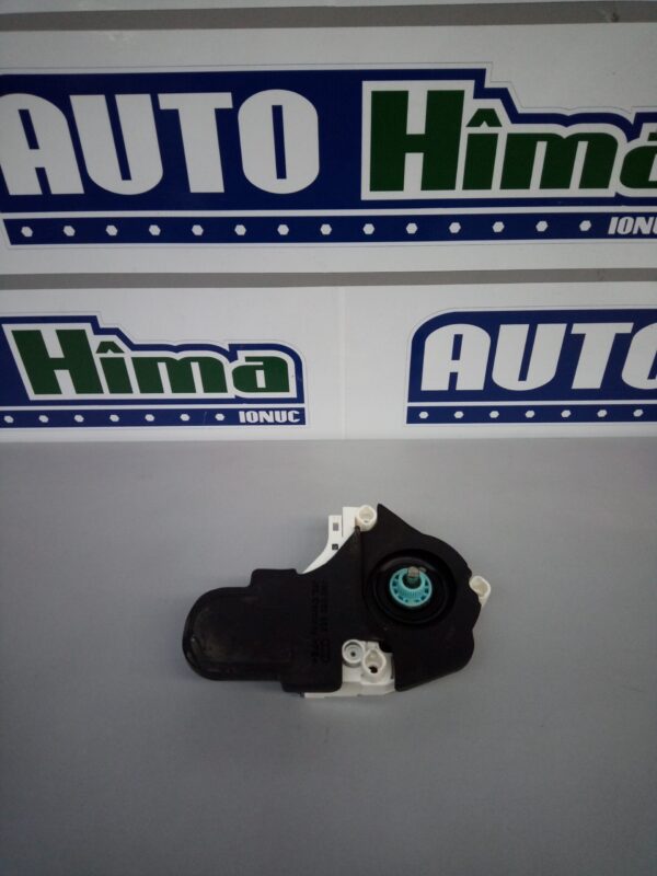 Motoras macara stanga fata 8K0959801B  Audi A8 4H  2009-2017