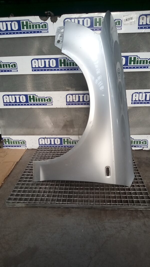 Aripa fata stanga fara cod (Aluminiu  Argintie) Audi A6 4F (C6)  2004-2011
