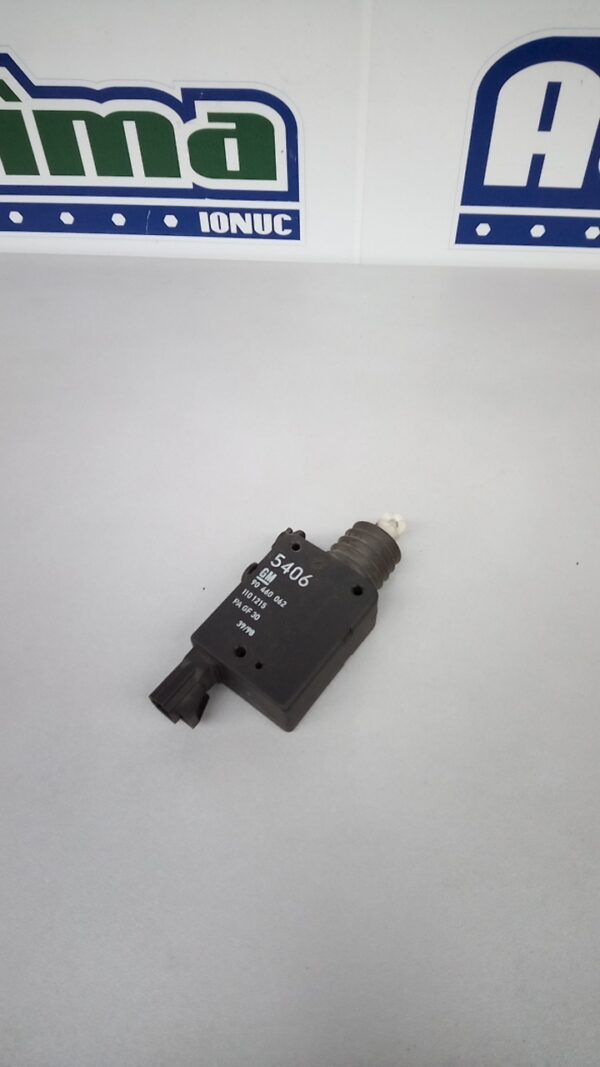 Motoras deschidere portbagaj 90460062 Opel Vectra B 1995-2002