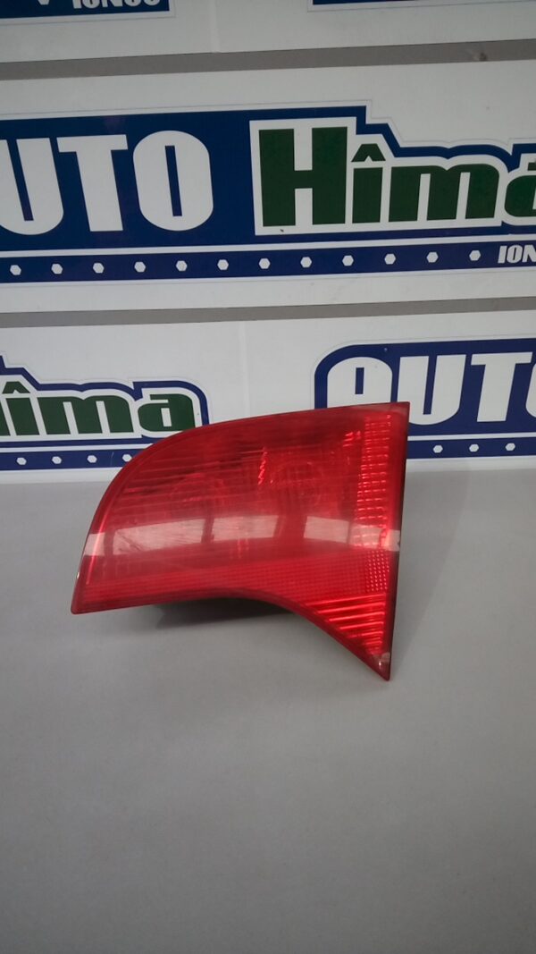 Stop dreapta haion 8E9945094 Audi A4 B7 2004-2008