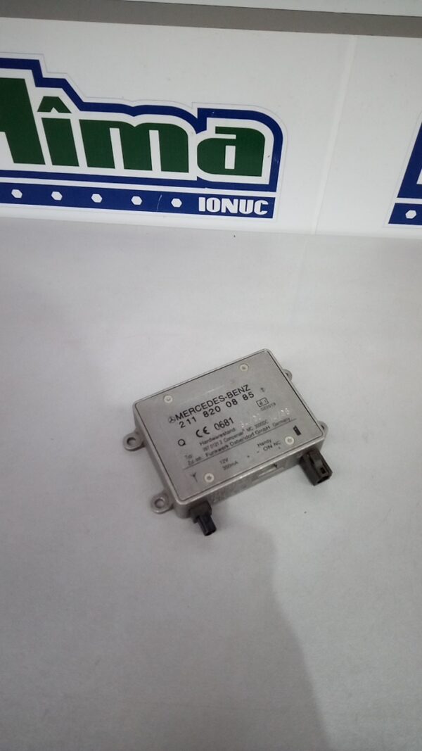 Amplificator antena 2118200885 Mercedes-Benz C-Class W203  2000-2007