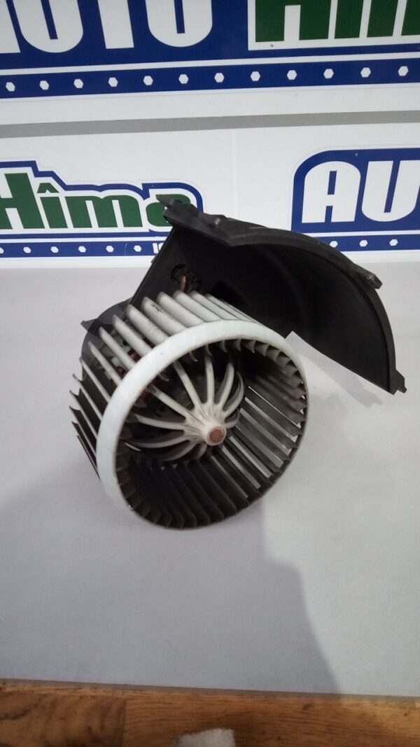 Ventilator habitaclu 7H2820021B (Volan pe dreapta) Volkswagen T5 2003-2015