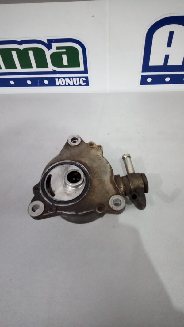 Pompa vacuum 14650 2W202 3.0 D Nissan Terrano 2  1993-2006 3.0 D