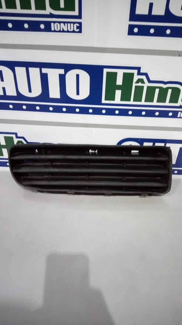 Grila bara fata dreapta 1U0807368B Skoda Octavia 1 1U  1996-2010