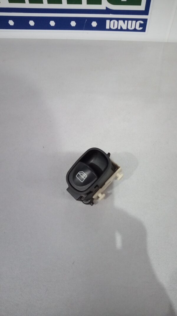 Buton geam A2038200210 Mercedes-Benz C-Class W203 2000-2007