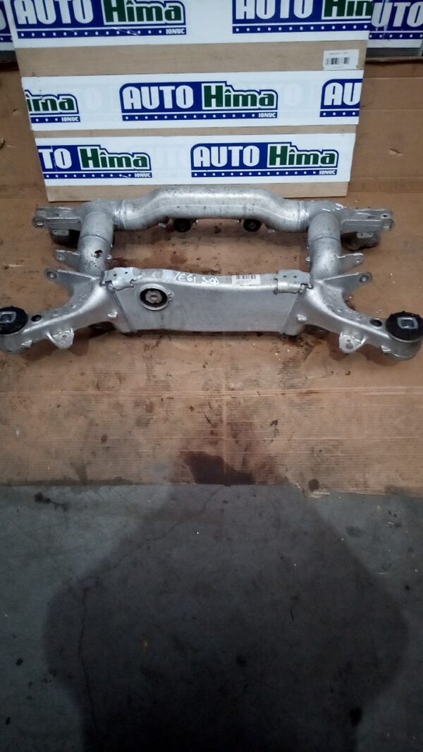 Cadru/jug/punte spate 33316761906 / 3.0D BMW Seria 5 E61  2004-2010