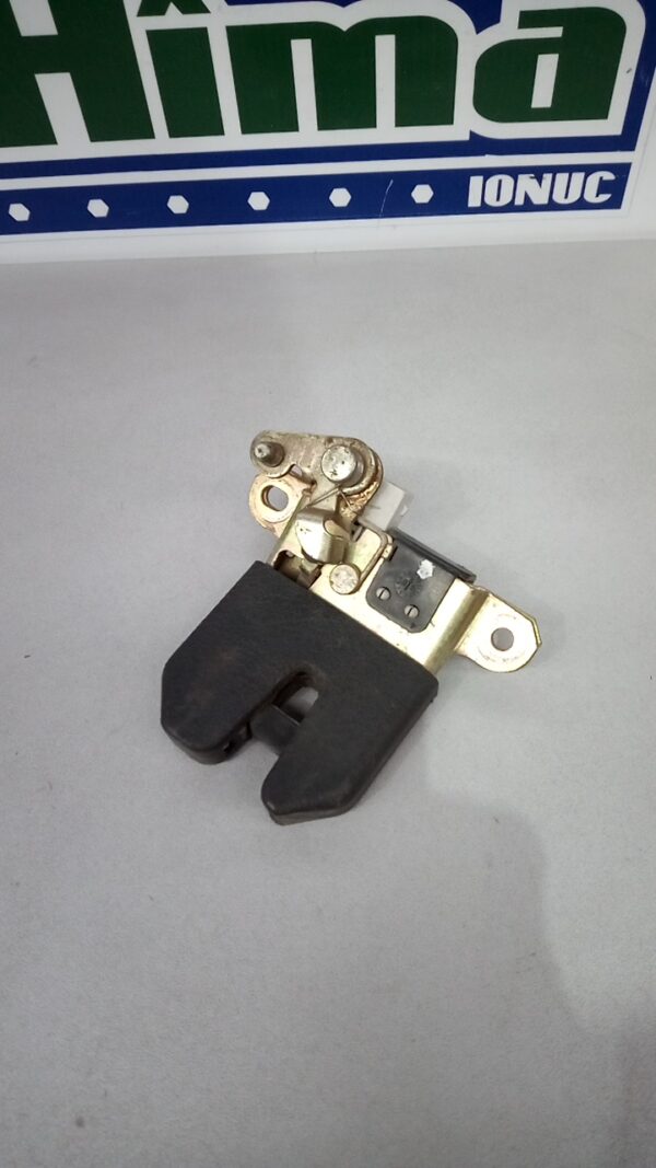 Broasca haion 1J5827505D Volkswagen Bora 1J  1997-2006