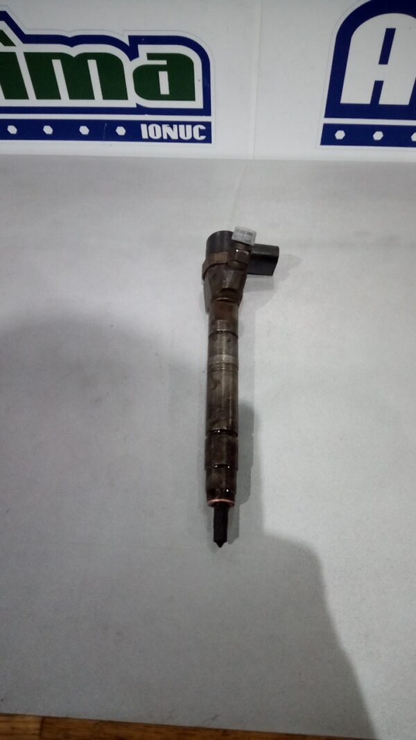 Injector A6110701687 0445110190 2.2 CDI  Mercedes-Benz Sprinter 1  1995-2006