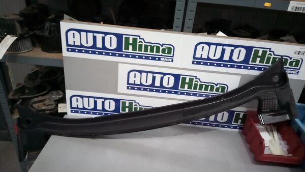 Grila stergatoare 90587352 Opel Zafira A  1999-2005