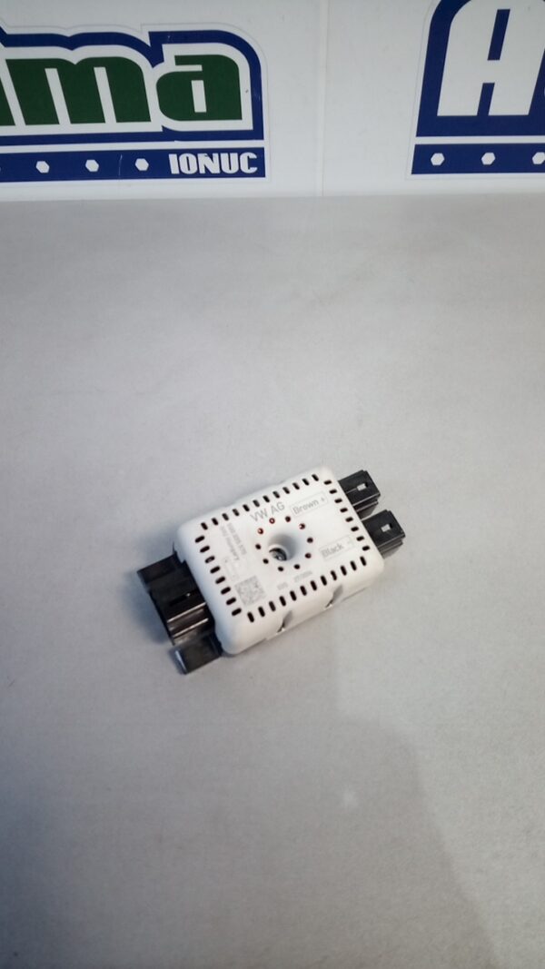 Amplificator antena 5Q0035570 Volkswagen Golf 7  2012-2020