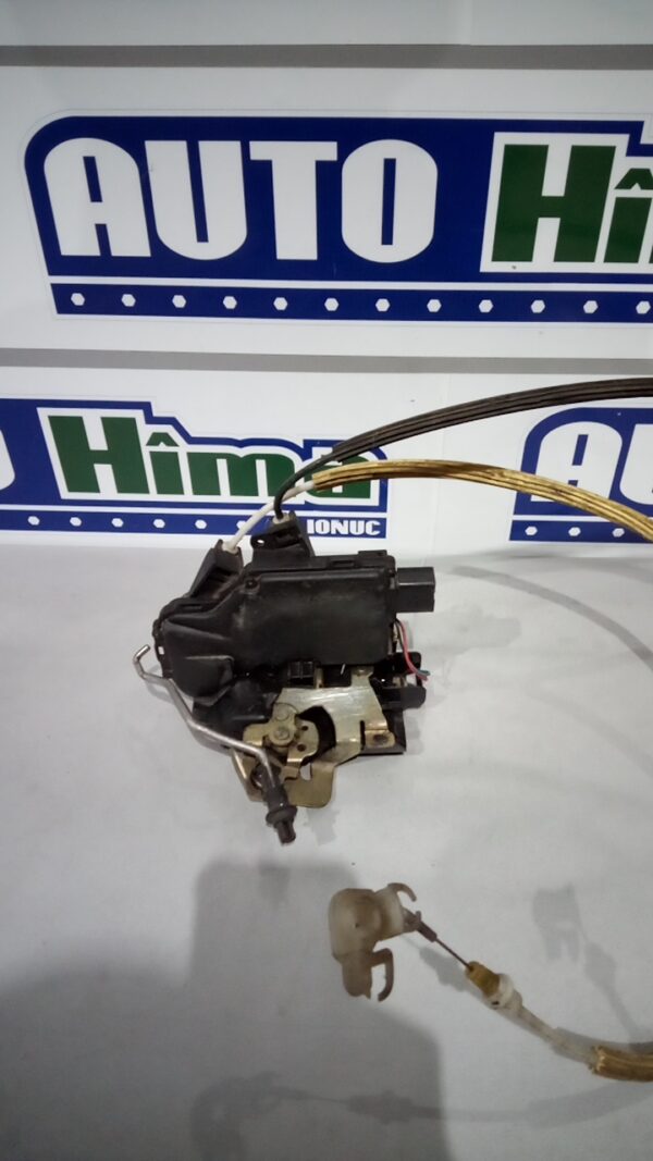 Broasca usa dreapta fata 4B1837016B Audi A6 4B (C5)  1997-2004