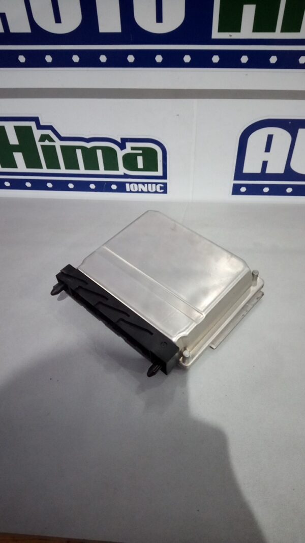Calculator motor 30637733A 0281011078 2.4 D Volvo XC90 MK1  2002-2014 2.4 D