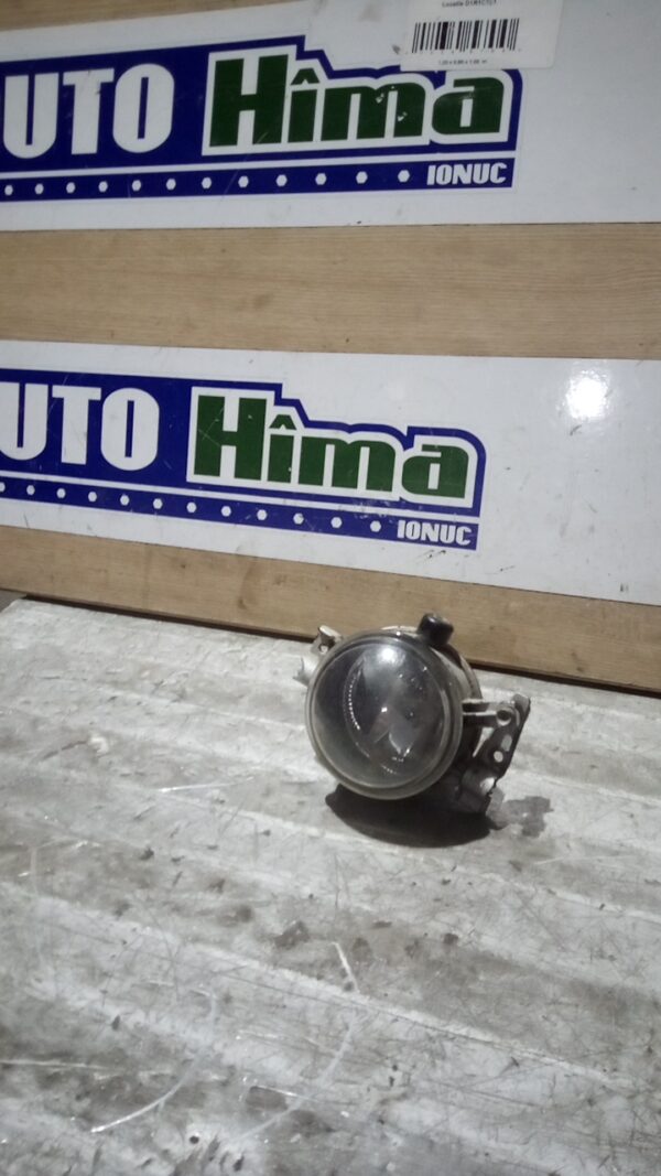 Proiector ceata dreapta 3M51-15K201-AA / 3M5X-15K201-AC Ford Focus 2  2004-2010