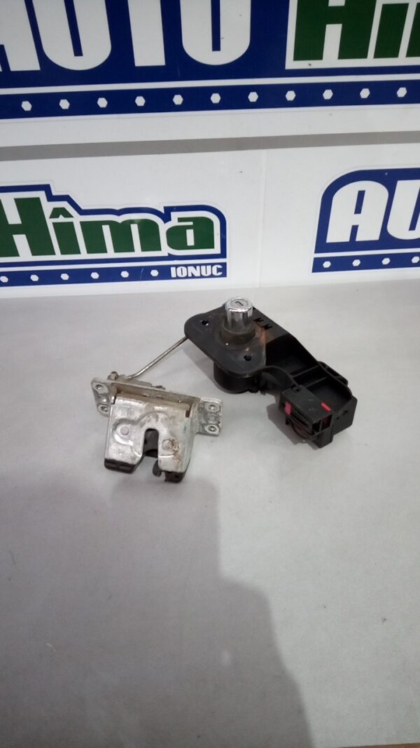 Broasca haion cu butuc si motoras 13168316 Opel Meriva A  2003-2010
