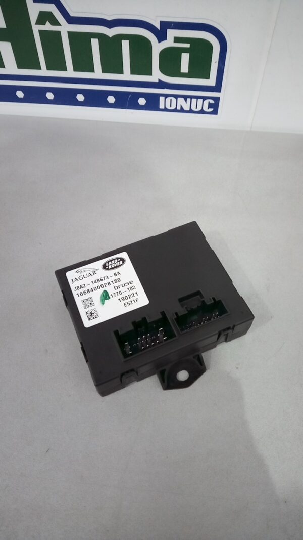 Modul portbagaj J8A2-14B673-BA Land Rover Range Rover Velar L560 2017-prezent