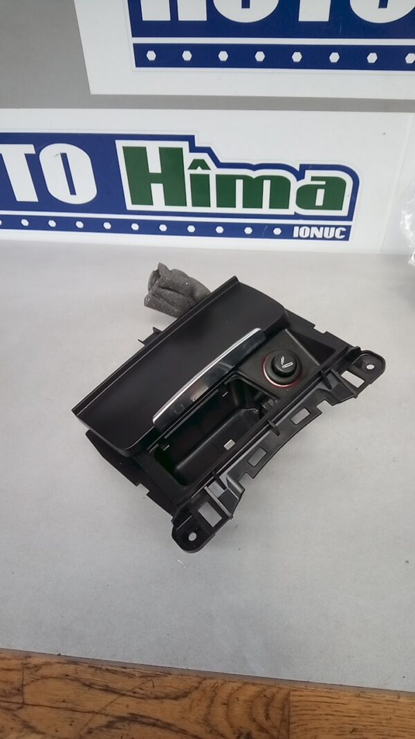 Scrumiera bord 8K0857951 Audi A5 8T  2007-2016