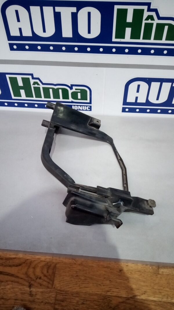 Suport far stanga HELLA 158737-00 BMW Seria 5 E61  2004-2010