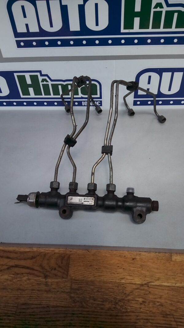 Rampa injectoare 9654592680 1.6 TDCI Ford C-Max MK1 2003-2010
