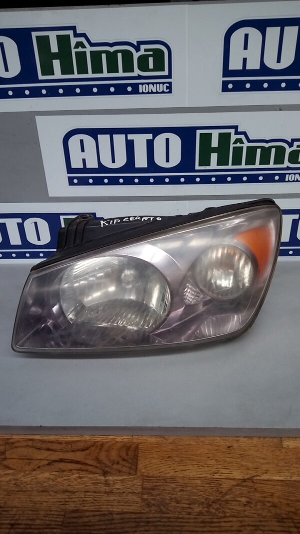Far stanga fara cod Kia Cerato 1 (LD)  2004-2008