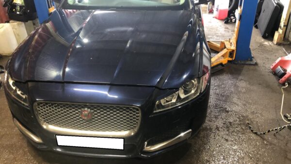 DEZMEMBRARI JAGUAR XF FACELIFT AN 2018 MOTOR 3.0 D CUTIE AUTOMATA
