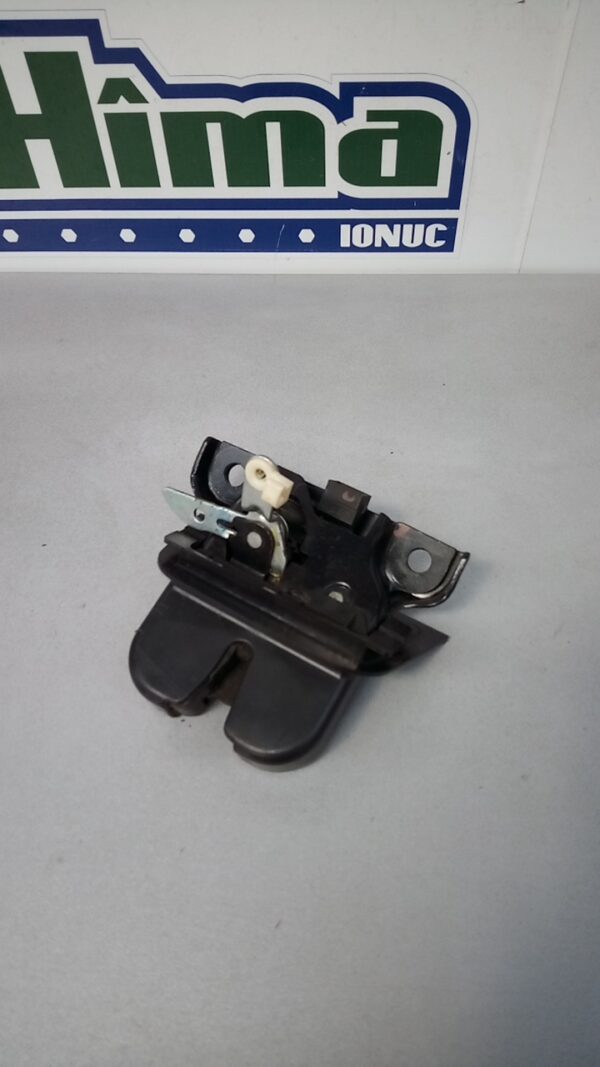 Broasca haion 8Z0827520 Audi A2  1999-2005