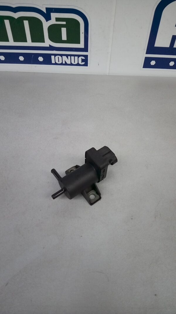 Supapa vacuum 7700113709 2.2 DCI Renault Vel Satis  2001-2009