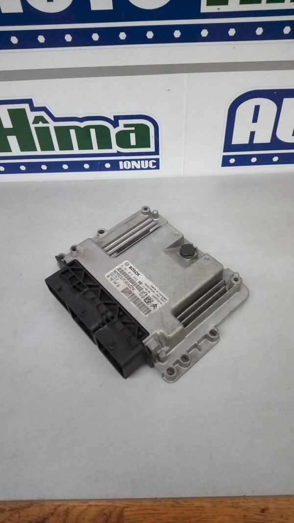 Calculator motor 9674254080 0281015849 1.4 HDI Citroen C3 II SC  2010-2016