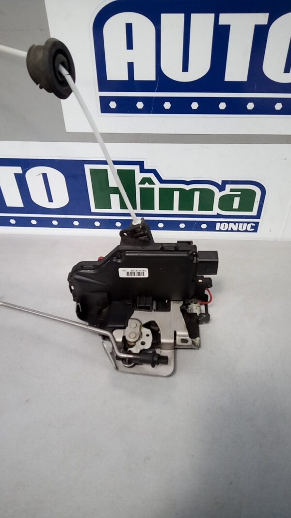 Broasca usa dreapta fata 8E1837016C Audi A4 B6 2000-2005